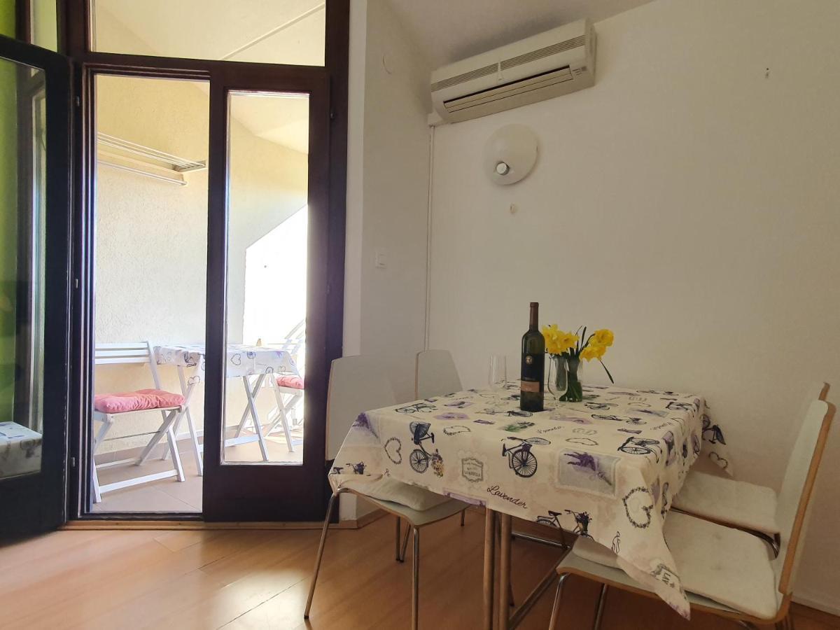 Janja Apartment Novigrad Istria Εξωτερικό φωτογραφία
